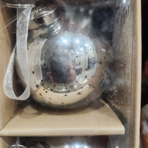 🆕️ Tidings & Joy Cut Mercury Glass Ornaments (Snowflake ❄️) - Picture 4 of 6